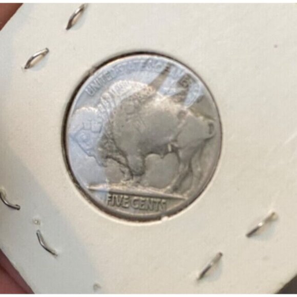 1937 Buffalo Nickel Choice - Picture 7 of 9